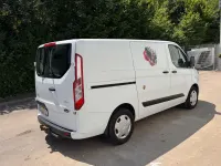 Gebraucht Ford Transit Custom 131 PS (96 kW) 2018 Weiß Van / Kleinbus