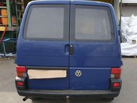 Second-hand VW Transporter 77 CP (56 kW) 1996 Albastru Van