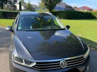 Gebraucht VW Passat Highline 190 PS (139 kW) 2019 Grau Kombi