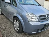 Gebraucht Opel Meriva 101 PS (74 kW) 2004 Andere farben Van / Kleinbus