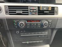 gebraucht BMW 335 i Touring -Facelift-Pano-PDC...