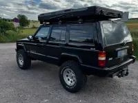 Gebraucht Jeep Cherokee Overland 178 PS (130 kW) 1999 Schwarz SUV