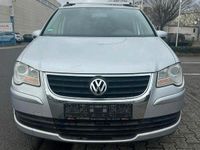 Gebraucht VW Touran 105 PS (77 kW) 2007 Silber Van / Kleinbus