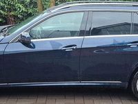 Gebraucht Mercedes E350 252 PS (185 kW) 2013 Blau Kombi
