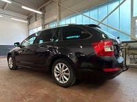 Gebraucht Skoda Octavia Ambition 140 PS (102 kW) 2014 Schwarz Kleinwagen