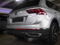 Gebraucht VW Tiguan Elegance 200 PS (147 kW) 2023 Silber SUV