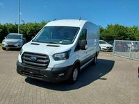 Gebraucht Ford Transit Trend 105 PS (77 kW) 2023 Weiß Van