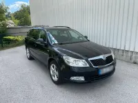 Gebraucht Skoda Octavia 105 PS (77 kW) 2012 Schwarz Kombi