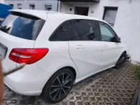 Gebraucht Mercedes B250 210 PS (154 kW) 2013 Weiß Kleinwagen