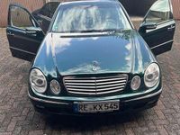 Gebraucht Mercedes E220 Elegance 150 PS (110 kW) 2003 Grün Limousine