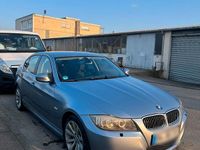 Gebraucht BMW 330 245 PS (180 kW) 2009 Blau Limousine