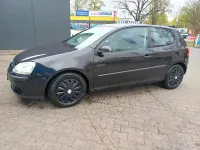 Gebraucht VW Golf V 75 PS (55 kW) 2005 Schwarz Kleinwagen