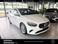 Gebraucht Mercedes B180 Progressive 136 PS (100 kW) 2019 Weiß Kleinwagen