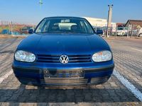 Gebraucht VW Golf IV Basis 105 PS (77 kW) 2002 Blau Kleinwagen