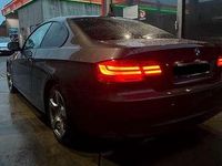 Gebraucht BMW 320 184 PS (135 kW) 2010 Coupé