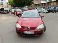 Gebraucht VW Golf V 75 PS (55 kW) 2004 Rot Kleinwagen