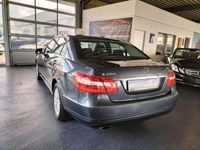 gebraucht Mercedes E200 CGI BE*Steuerk.neu!*Automatik*Navi*