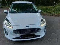 Gebraucht Ford Fiesta 100 PS (73 kW) 2018 Weiß Kleinwagen