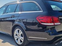 Gebraucht Mercedes E250 204 PS (150 kW) 2016 Schwarz Kombi