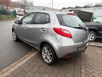 Gebraucht Mazda 2 Kenko 84 PS (61 kW) 2013 Silber Kleinwagen