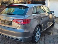 Gebraucht Audi A3 Ambiente 150 PS (110 kW) 2016 Grau Limousine