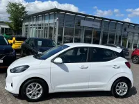 Gebraucht Hyundai i10 Select 63 PS (46 kW) 2024 Weiß Kleinwagen