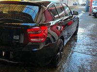 Gebraucht BMW 116 136 PS (100 kW) 2014 Schwarz Kleinwagen