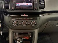 Gebraucht VW Sharan 184 PS (135 kW) 2015 Schwarz Van / Kleinbus