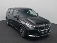 Używany BMW iX1 225 kW (306 KM) 2023 Czarny SUV
