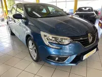 Gebraucht Renault Mégane 132 PS (97 kW) 2016 Blau Limousine
