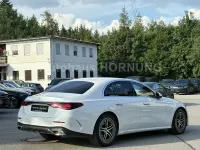 Gebraucht Mercedes E300 AMG 313 PS (230 kW) 2025 Weiß Limousine