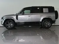 Gebraucht Land Rover Defender SE Dynamic 300 PS (220 kW) 2022 Grau SUV