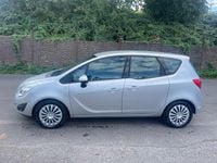 Gebraucht Opel Meriva Edition 101 PS (74 kW) 2010 Silber Van / Kleinbus