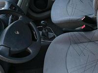 Gebraucht Renault Clio II 58 PS (42 kW) 2001 Silber Kleinwagen