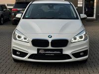 Gebraucht BMW 220 Active Tourer Basis 190 PS (139 kW) 2015 Weiß Van / Kleinbus