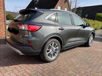 Gebraucht Ford Kuga Titanium 224 PS (164 kW) 2021 Grau SUV