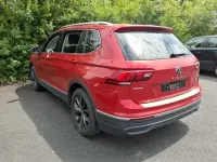 Gebraucht VW Tiguan Allspace Life 150 PS (110 kW) 2022 Rot SUV