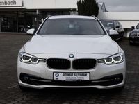 Gebraucht BMW 330 Sport Line 252 PS (185 kW) 2018 Weiß Kombi