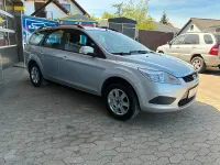 Używany Ford Focus 100 KM (73 kW) 2010 Srebrny Kombi