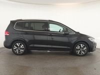 Gebraucht VW Touran Highline 150 PS (110 kW) 2025 Deep black perleffekt Van / Kleinbus