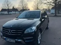 Gebraucht Mercedes ML250 204 PS (150 kW) 2012 Schwarz SUV