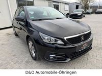 Gebraucht Peugeot 308 Active 110 PS (80 kW) 2020 Schwarz Limousine