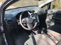 Gebraucht Opel Corsa 80 PS (58 kW) 2010 Silber Kleinwagen