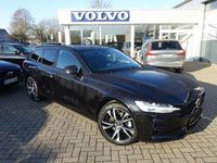 Gebraucht Volvo V60 Plus 197 PS (144 kW) 2025 Schwarz Kombi