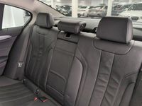 Gebraucht BMW 520 190 PS (139 kW) 2020 Black sapphire metallic Limousine