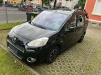 Gebraucht Peugeot Partner 111 PS (81 kW) 2012 Schwarz Van / Kleinbus
