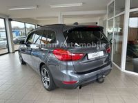 gebraucht BMW 218 Gran Tourer i Sport Line Automatik/Navi/LED