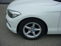 Gebraucht BMW 116 Advantage 109 PS (80 kW) 2016 Weiß Kleinwagen