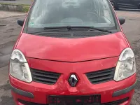 Używany Renault Modus 62 KM (45 kW) 2007 Czerwony Minivan
