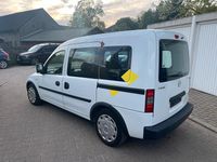 Usado Opel Combo 75 HP (55 kW) 2010 Branco Monovolume
